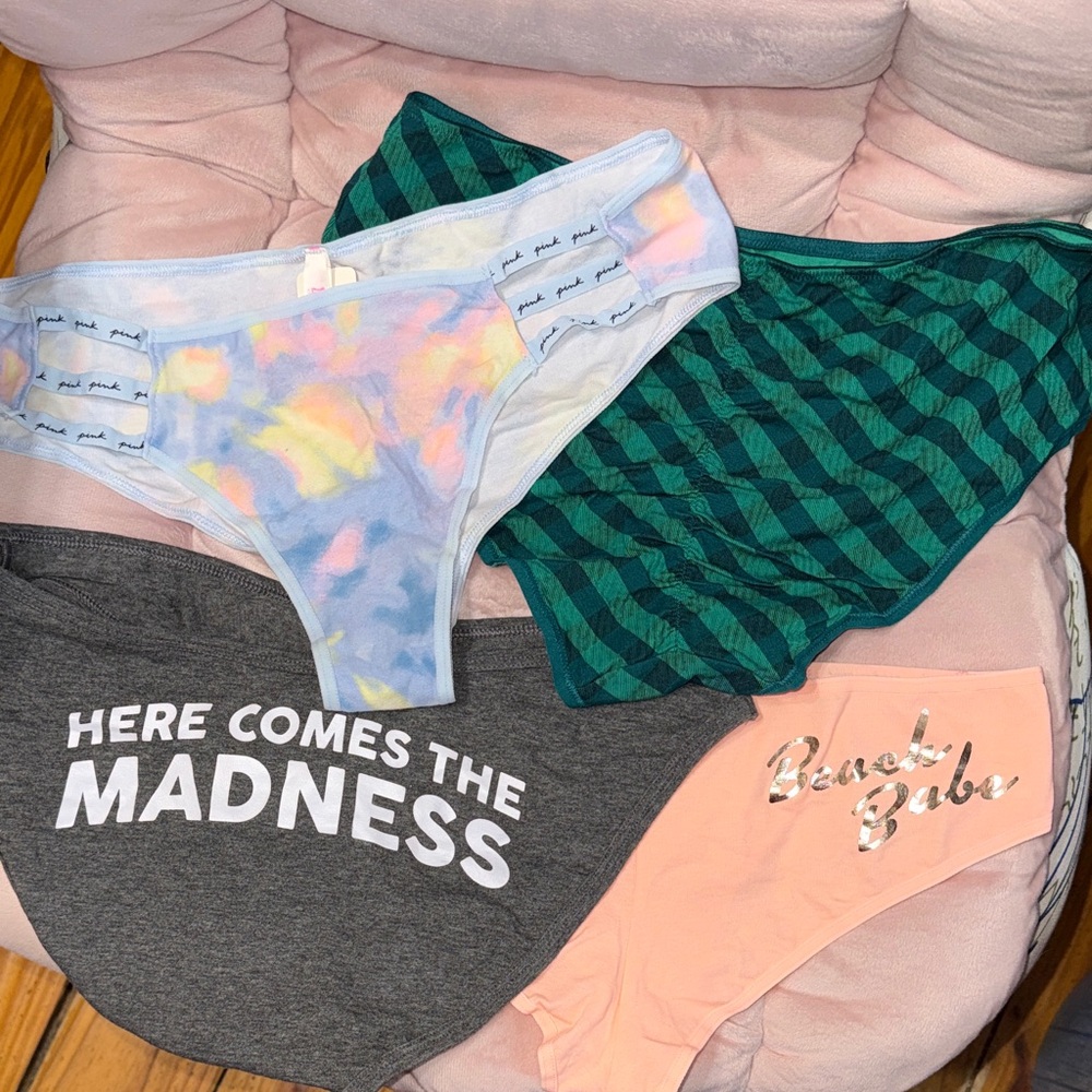 NWT Victoria’s Secret PINK panty Set